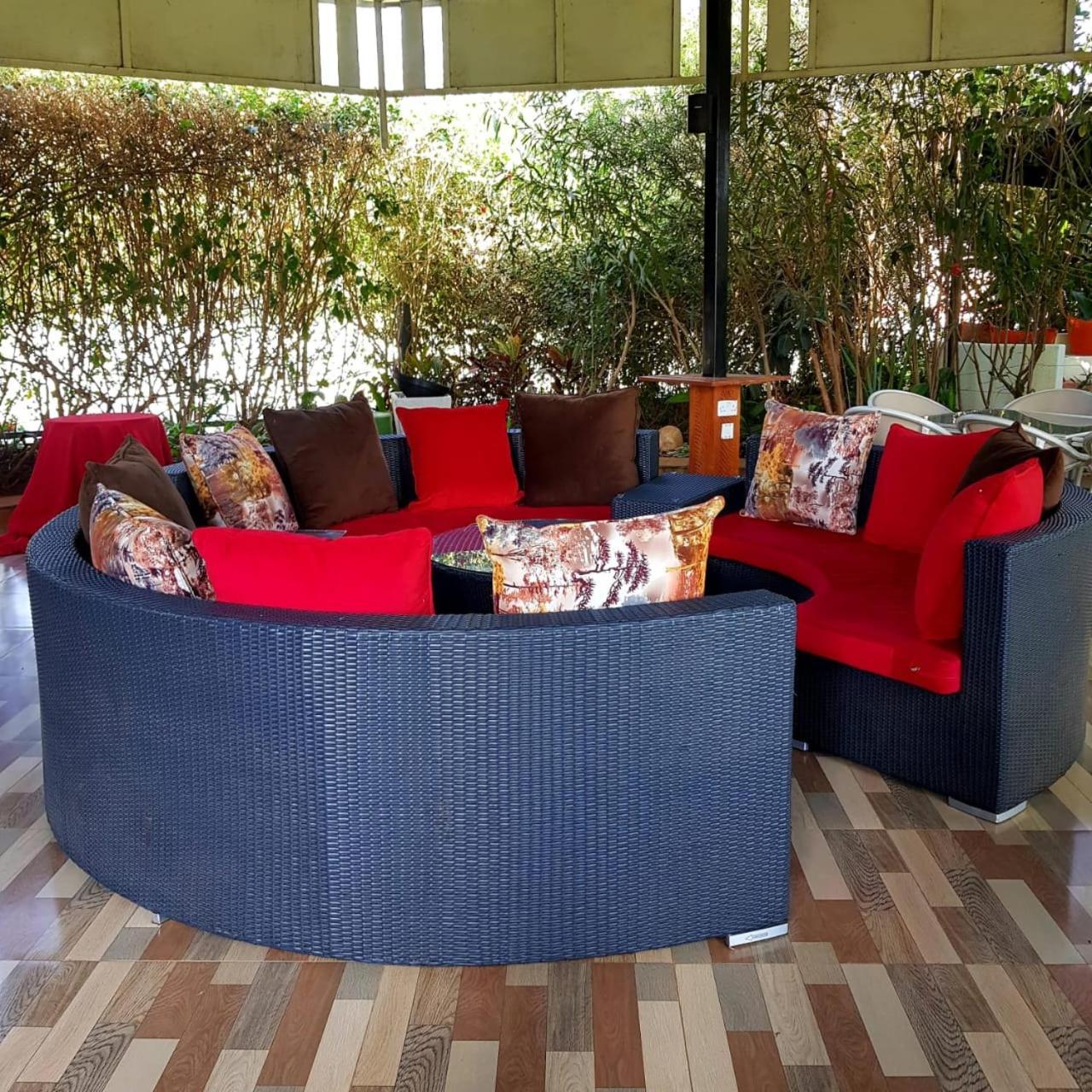 Asyana Gardens Hotel 4*